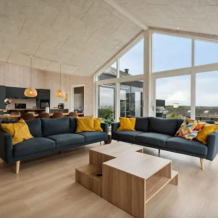 Lovely New-built Near Sea Feriehus