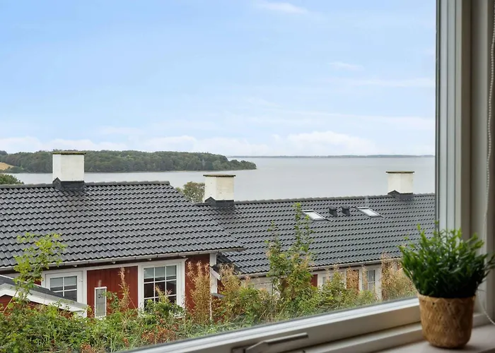 Lovely New-built Near Sea